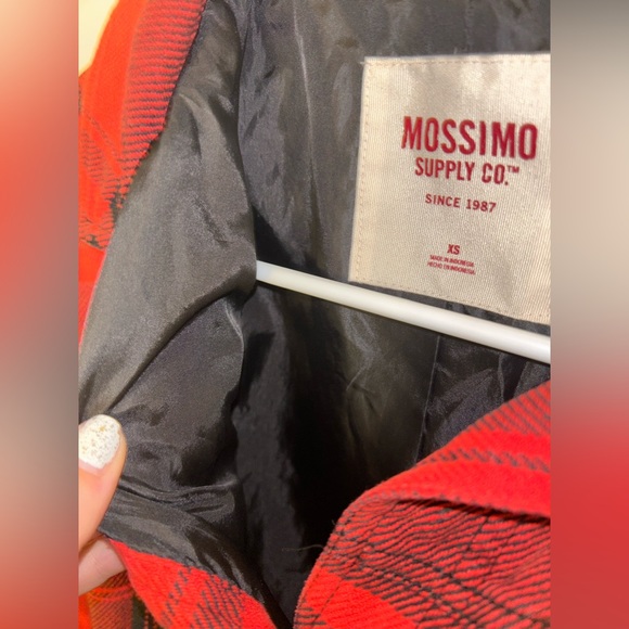 Red Plaid Cropped Jacket - Picture 4 of 5